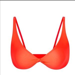 𝕊𝕂𝕀𝕄𝕊 fits everybody scoop neck twist bralette 𝟛𝕏